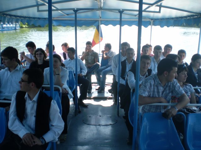 CU VAPORASUL PE HERASTRU